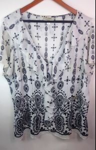 Dressbarn Black White Ruffle Top 2X Plus